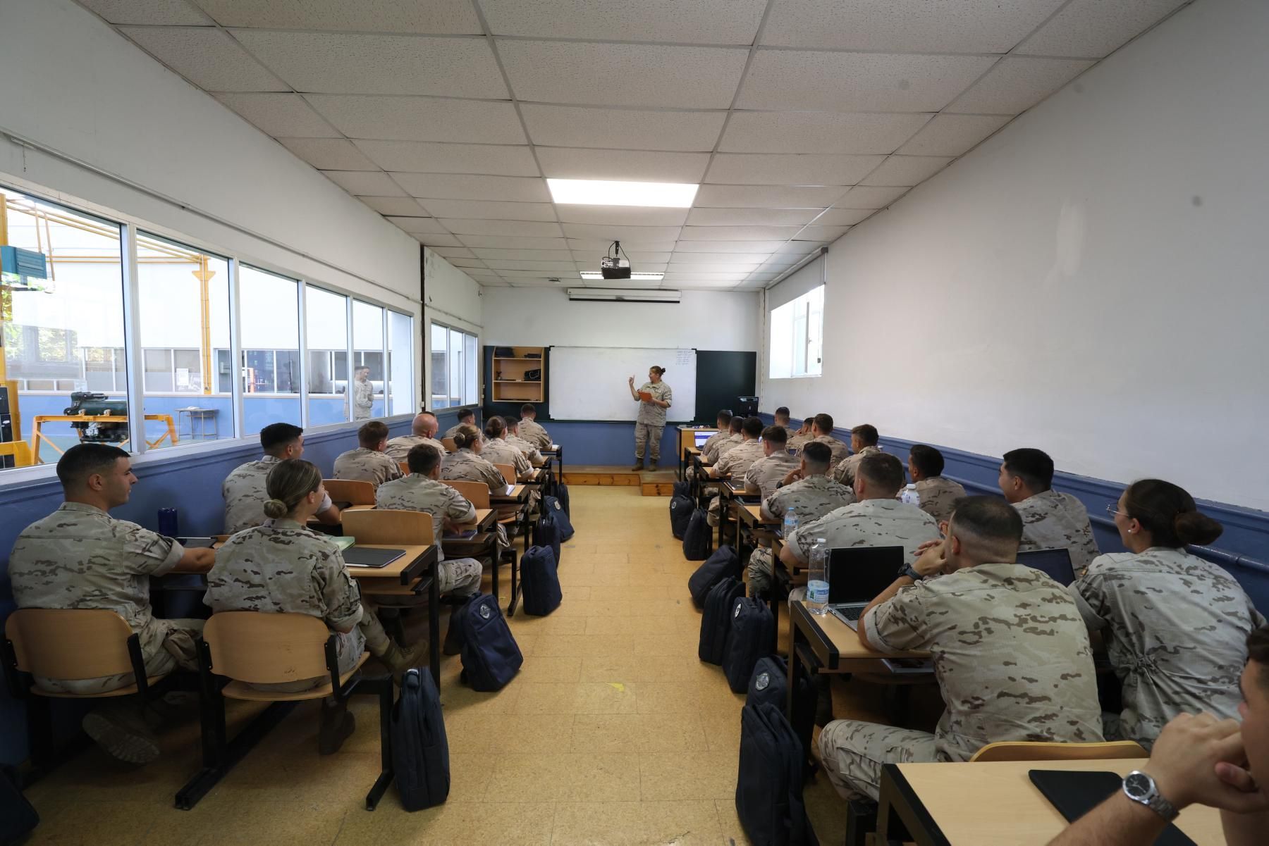 El día a día en la Academia Básica del Aire de León, en imágenes 