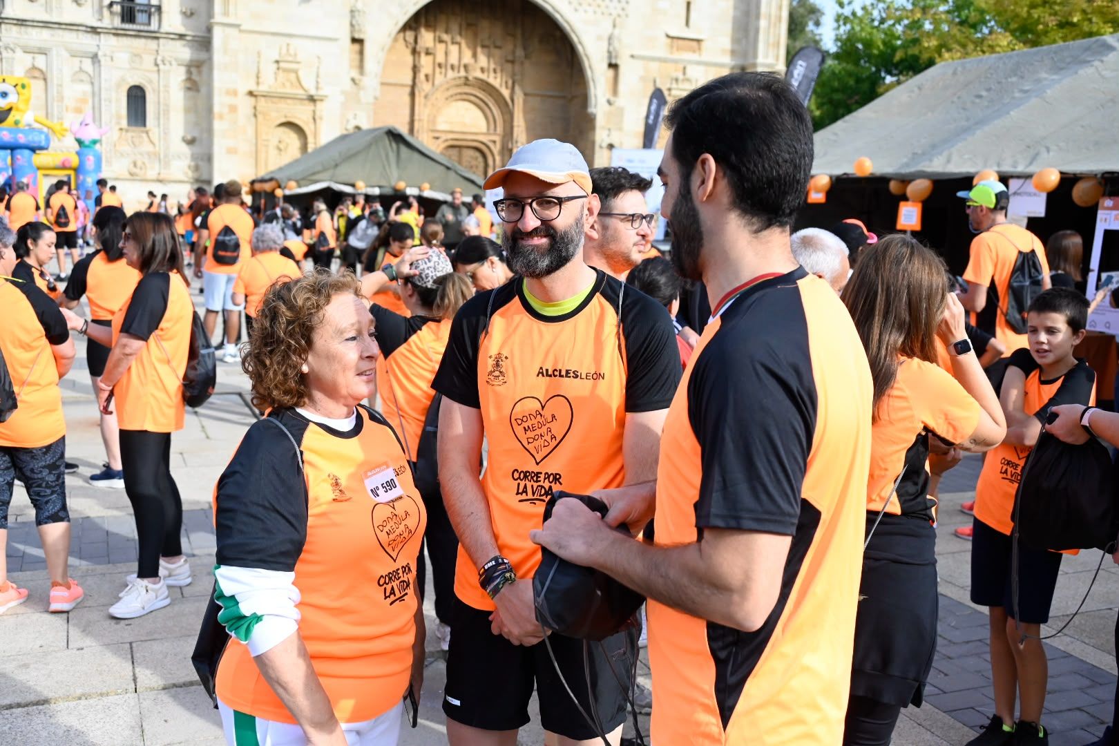 Las imágenes de la XII carrera solidaria ‘Corre por la Vida’ de Alcles (28)