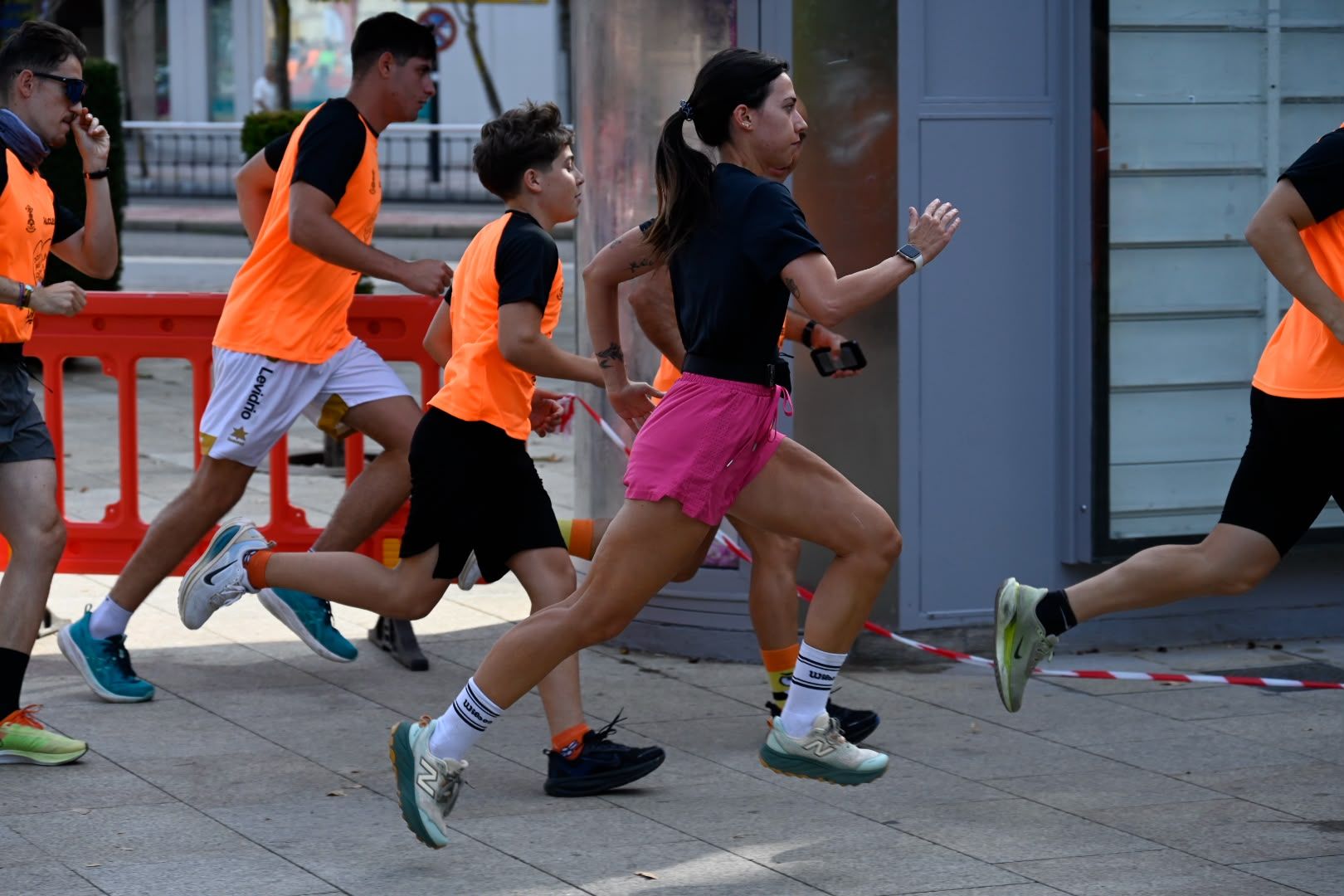 Las imágenes de la XII carrera solidaria ‘Corre por la Vida’ de Alcles 