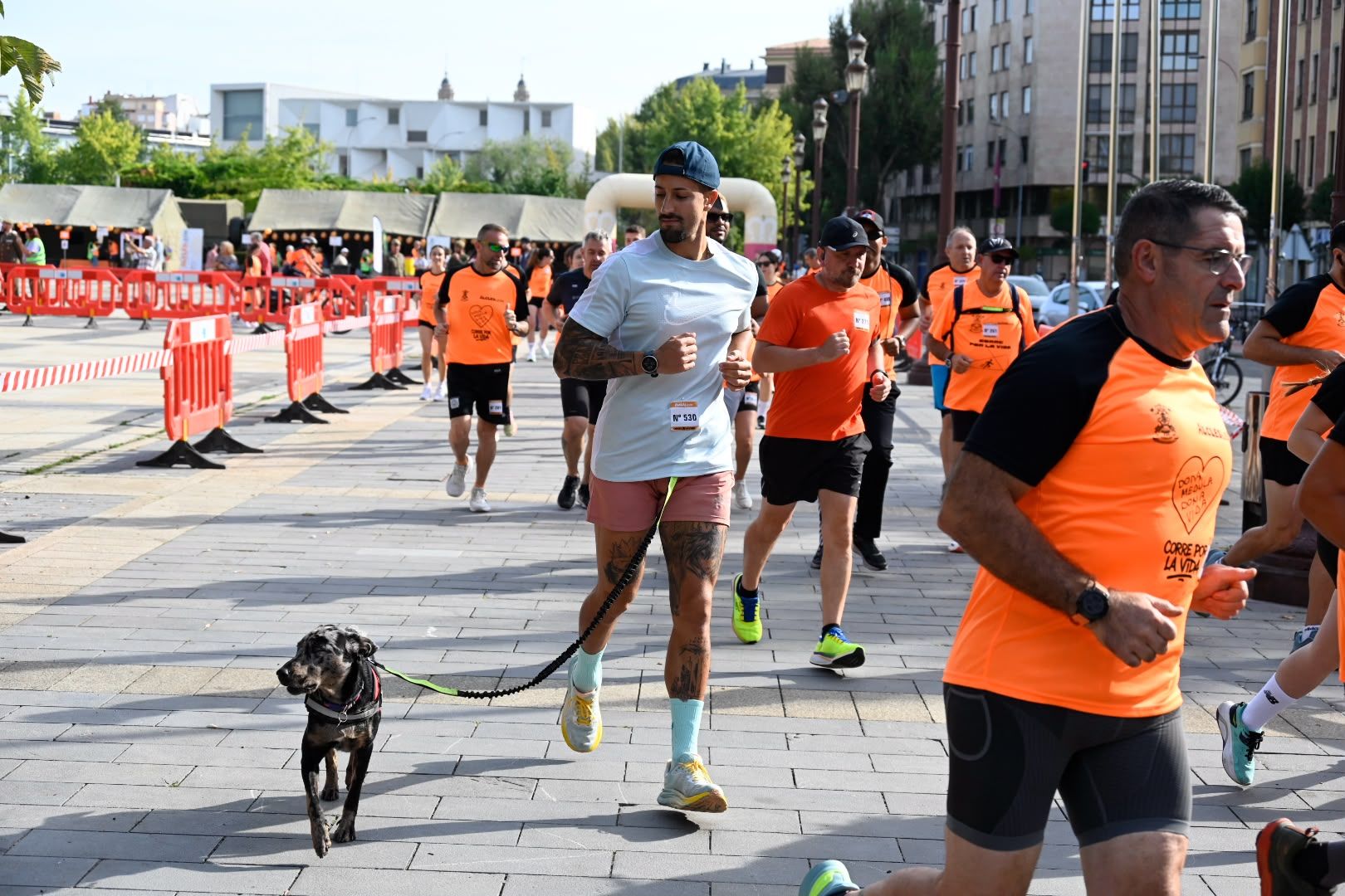 Las imágenes de la XII carrera solidaria ‘Corre por la Vida’ de Alcles 