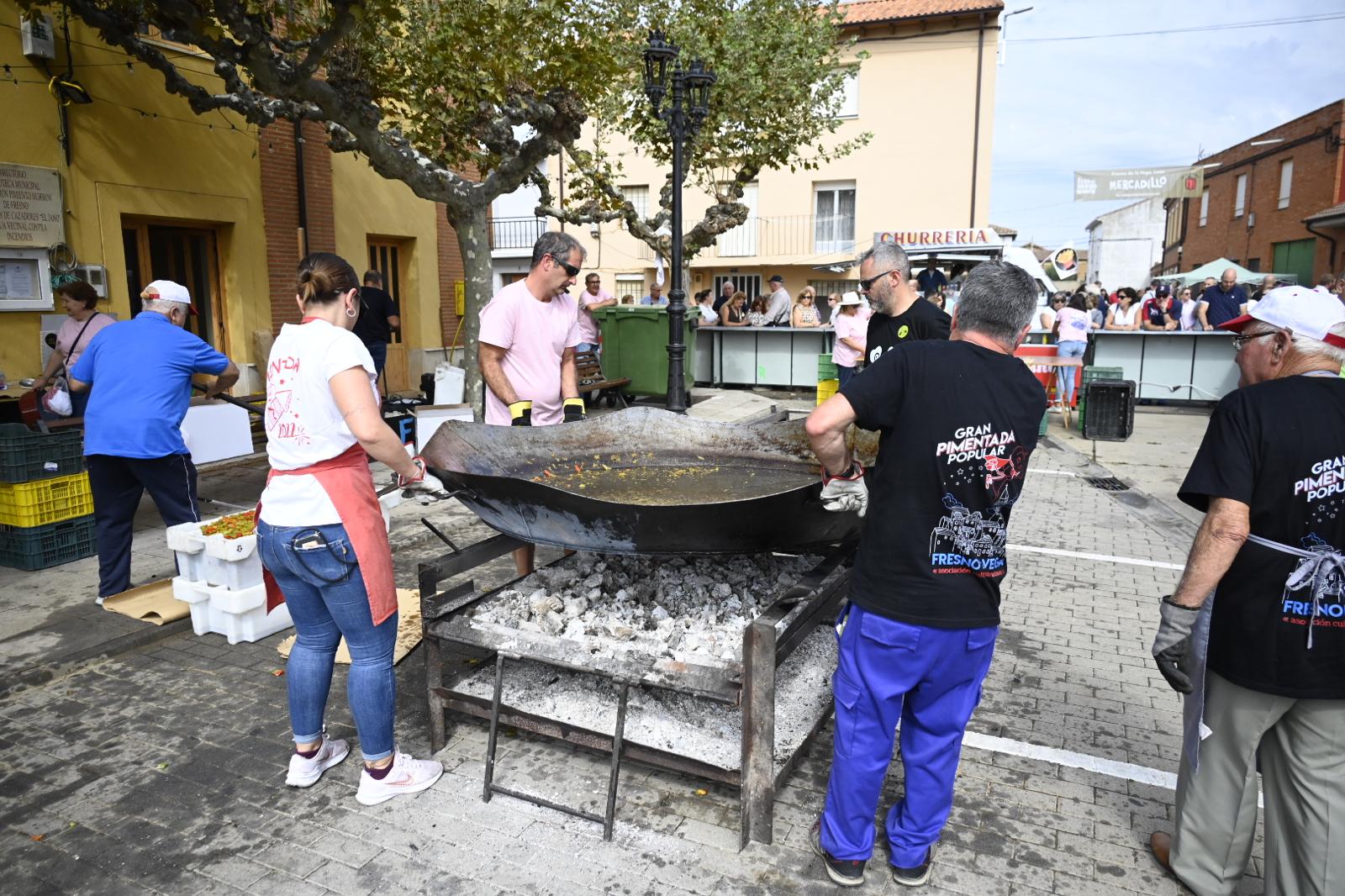 La Feria del Pimiento Morrón de Fresno de la Vega, en imágenes 