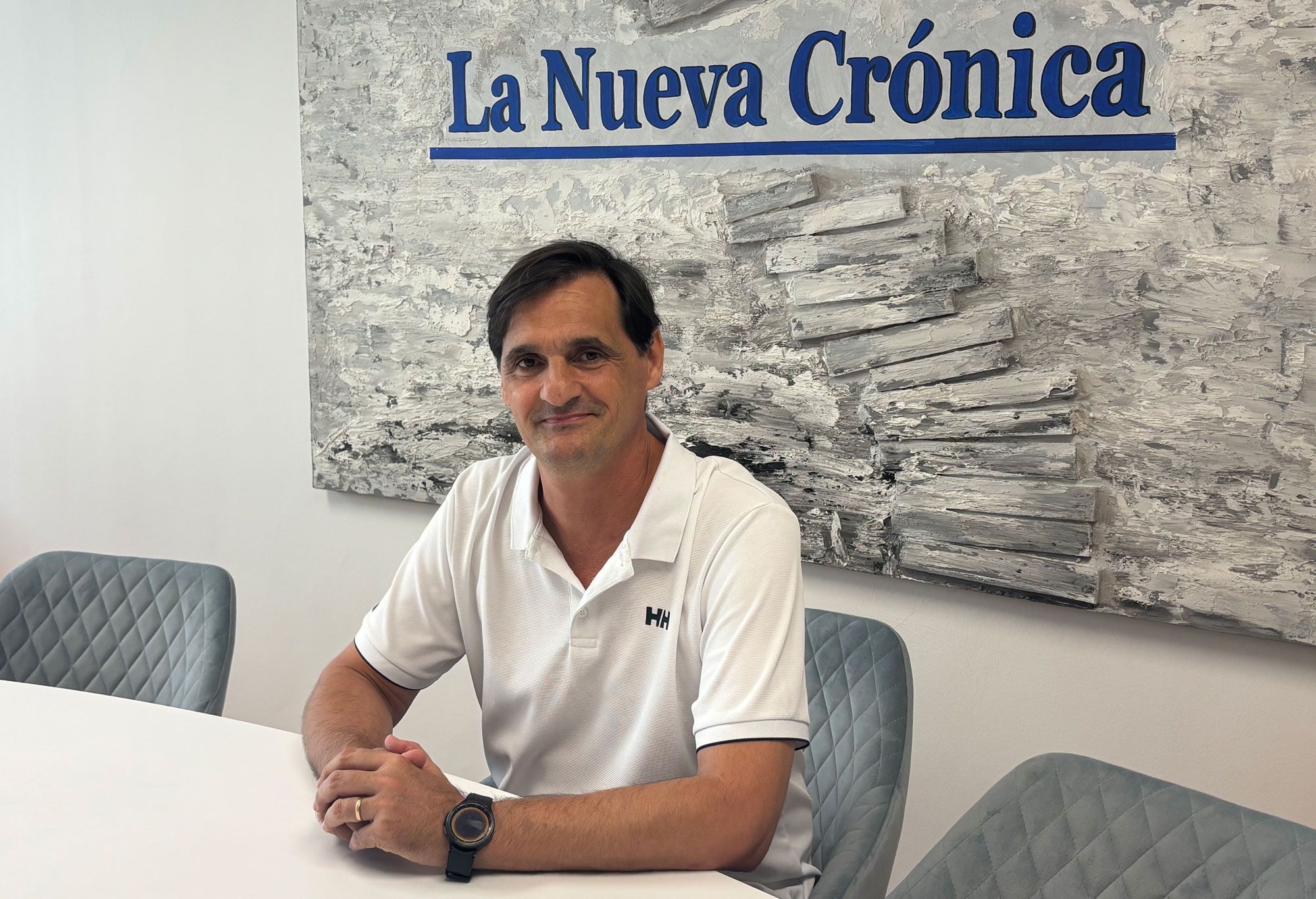 Luis Castillo, entrenador de la Cultural, durante la entrevista en la sede de La Nueva Crónica. | J.C.