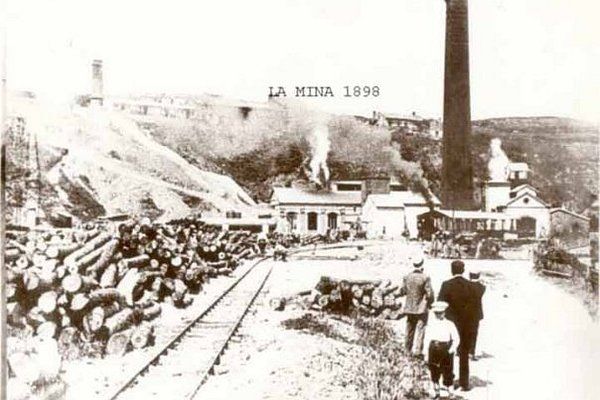 La Mina de Arnao (Castrillón Asturias) (foto de época).