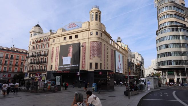 Plaza Callao, donde puede verse el anuncio reivindicativo. Plaza Callao, donde puede verse el anuncio reivindicativo.