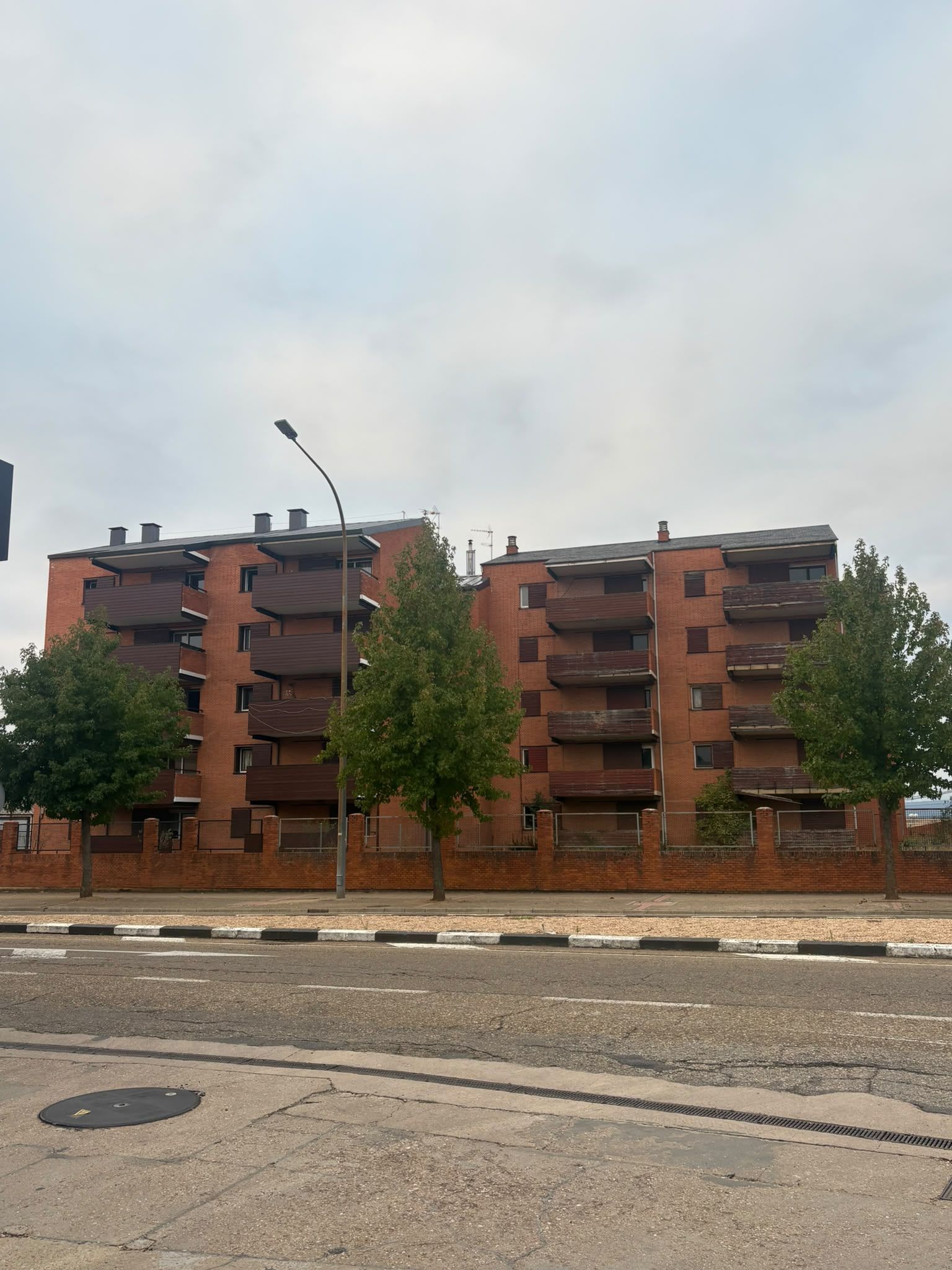 Viviendas camineros en Astorga. | L.N.C.