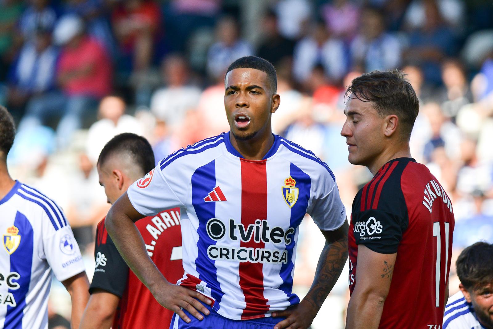 La Deportiva no falló en otra de las grandes citas en El Toralín. QUINITO (11)