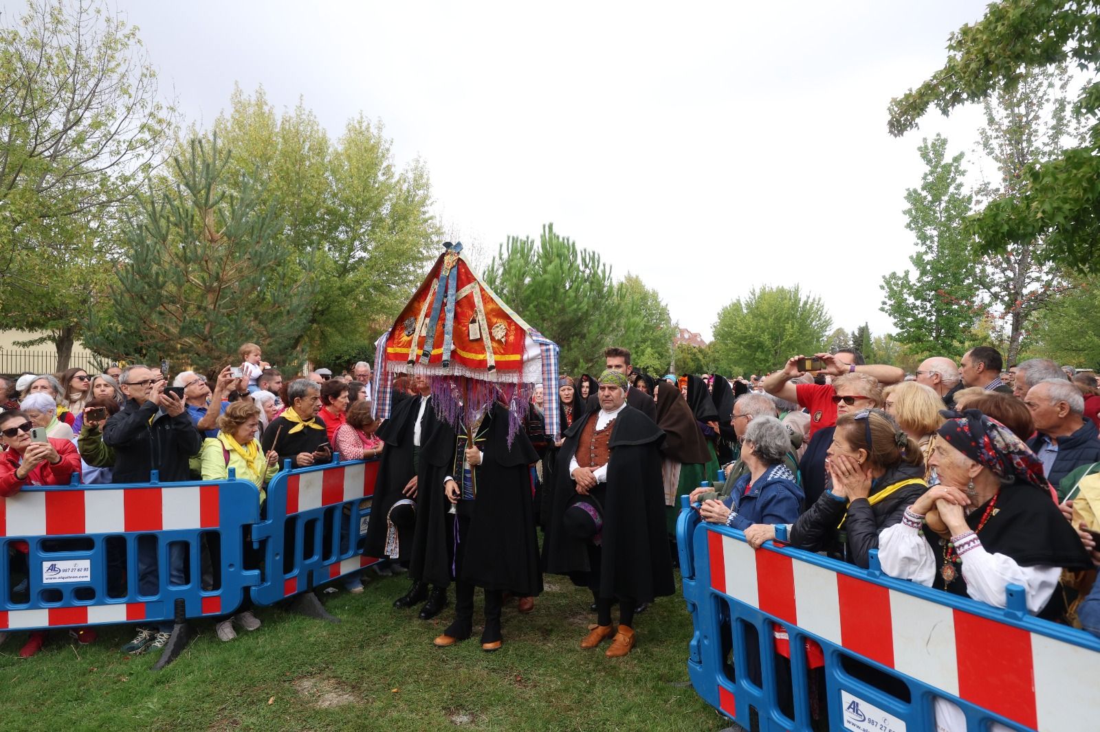 La Romería de San Froilán en La Virgen del Camino, en imágenes 