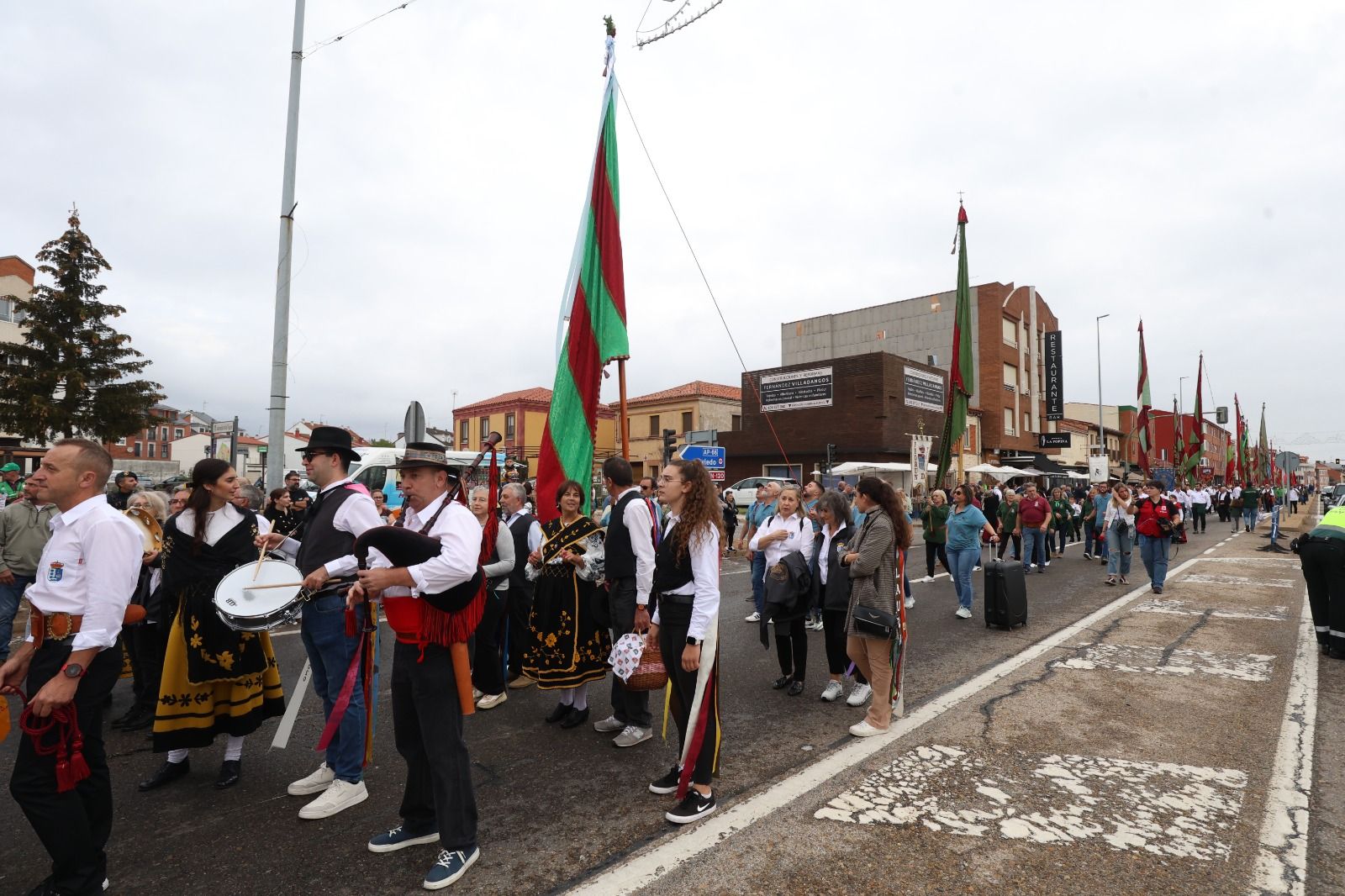 La Romería de San Froilán en La Virgen del Camino, en imágenes