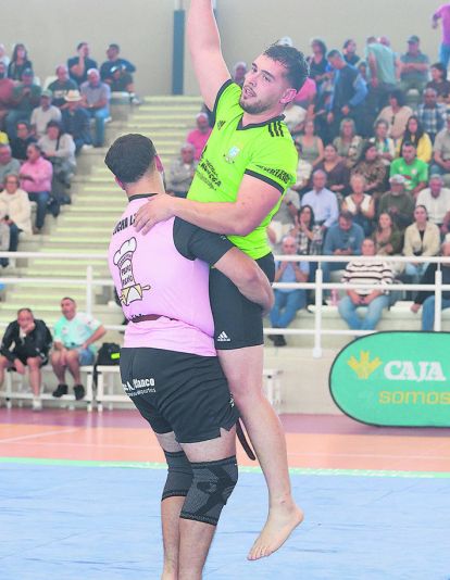Alvarado fue el único líder que ganó en Puente Castro / FERNANDO OTERO Alvarado fue el único líder que ganó en Puente Castro / FERNANDO OTERO