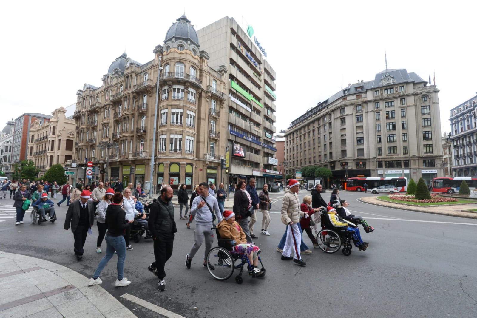 La marcha de Aspace León con motivo del Día Mundial de la Parálisis Cerebral 