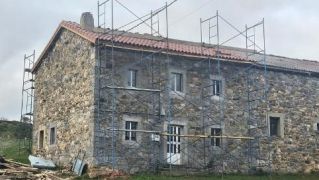 El Ayuntamiento extiende las placas solares por sus inmuebles municipales para abaratar el coste del alumbrado. AYTO. MARAÑA (1)