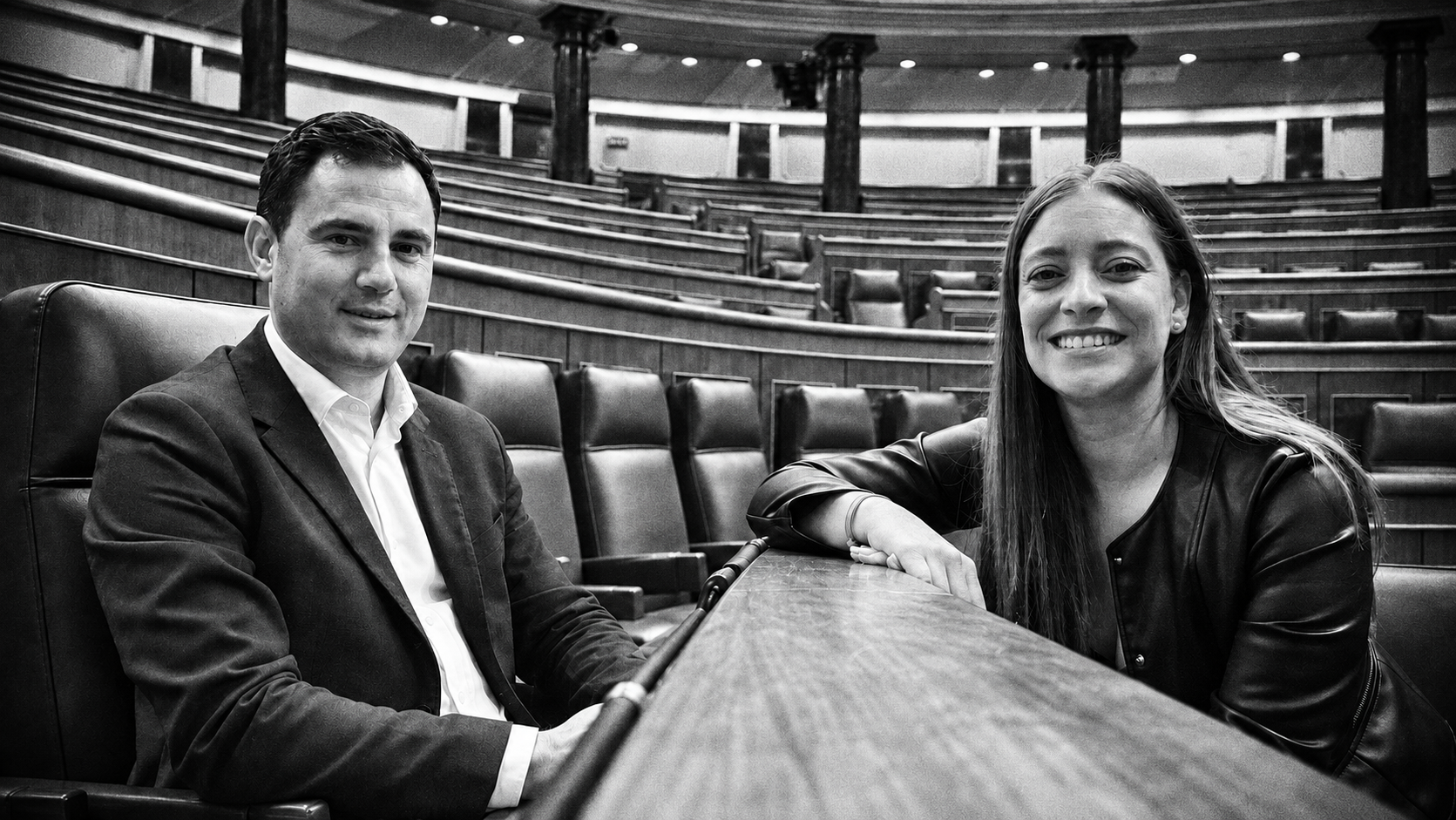 Javier Cendón y Ester Muñoz, en el Congreso de los Diputados. | L.N.C.