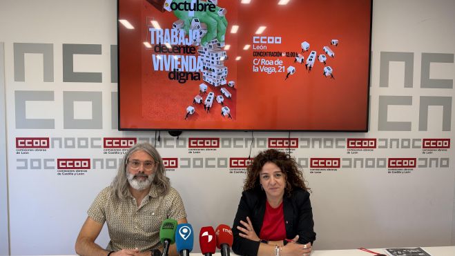 Jesús Núñez, secretario de Institucional y Políticas Públicas y Sociales de CCOO León; junto a Elena Blasco, secretaria general de CCOO León.| PABLO ÁLVAREZ