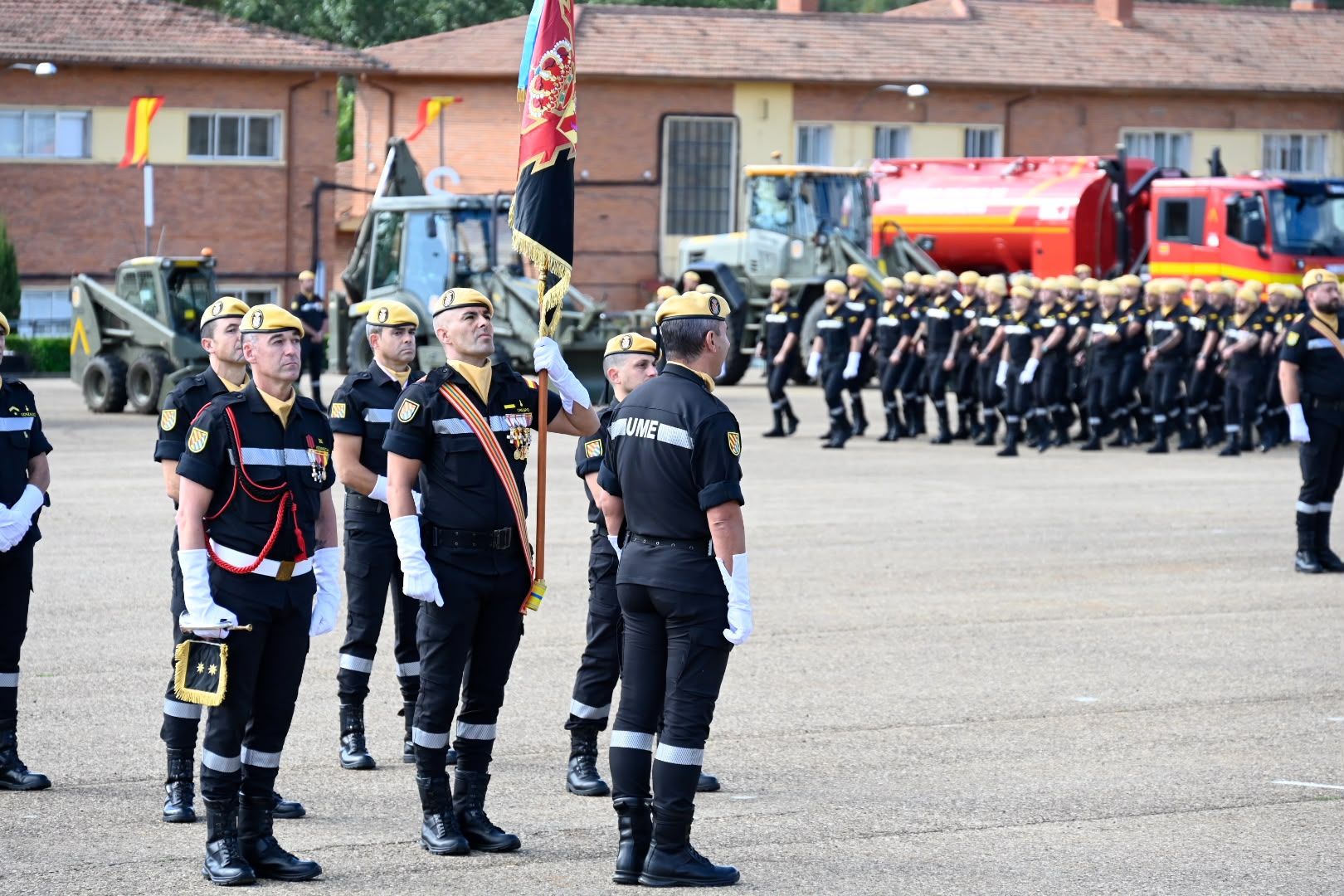 XXI aniversario de la Unidad Militar de Emergencias (UME), en imágenes