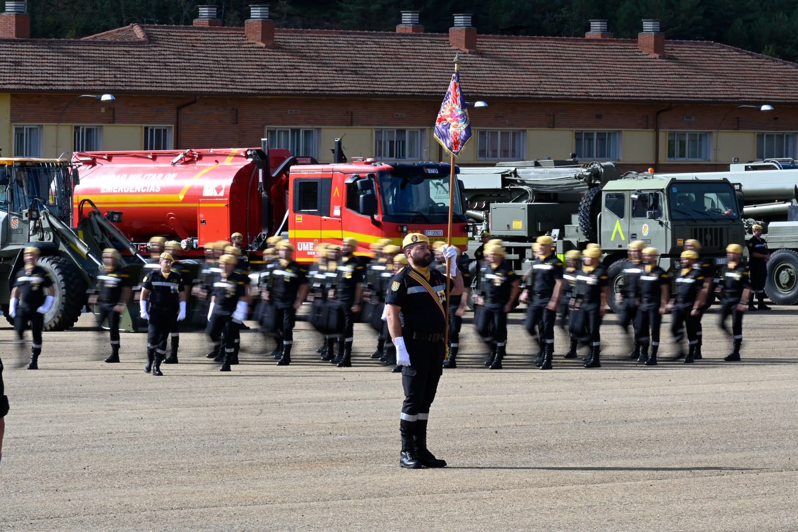 XXI aniversario de la Unidad Militar de Emergencias (UME), en imágenes