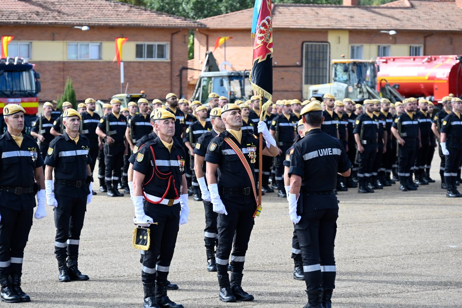 XXI aniversario de la Unidad Militar de Emergencias (UME), en imágenes 