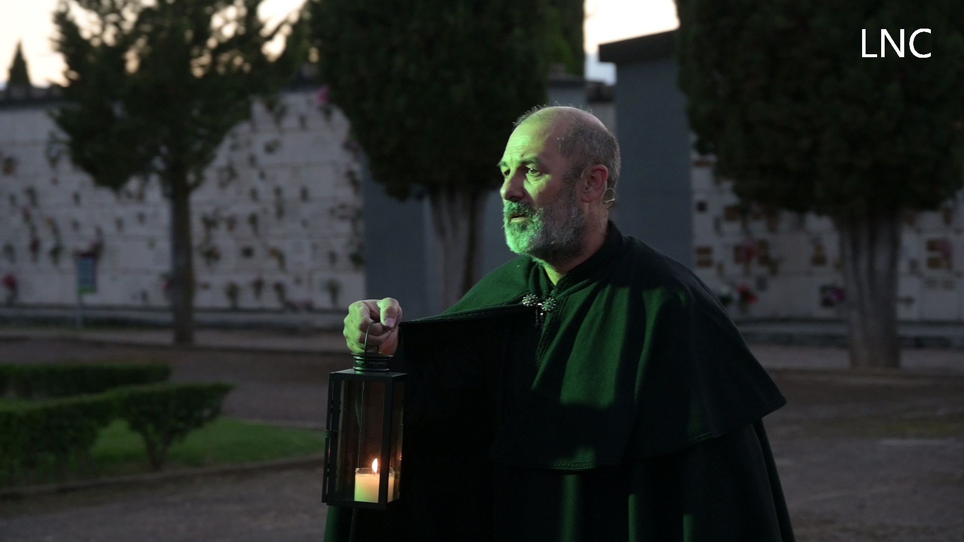 El cementerio de León vuelve a a escena con sus rutas culturales. | L.PASTORIZA El cementerio de León vuelve a a escena con sus rutas culturales. | L.PASTORIZA