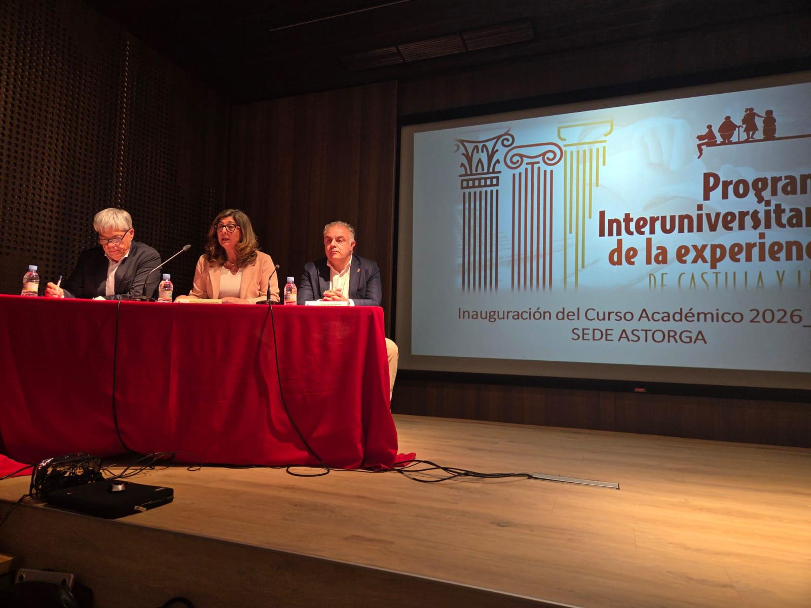 Inauguración este pasado miércoles del curso académico en Astorga. | L.N.C.