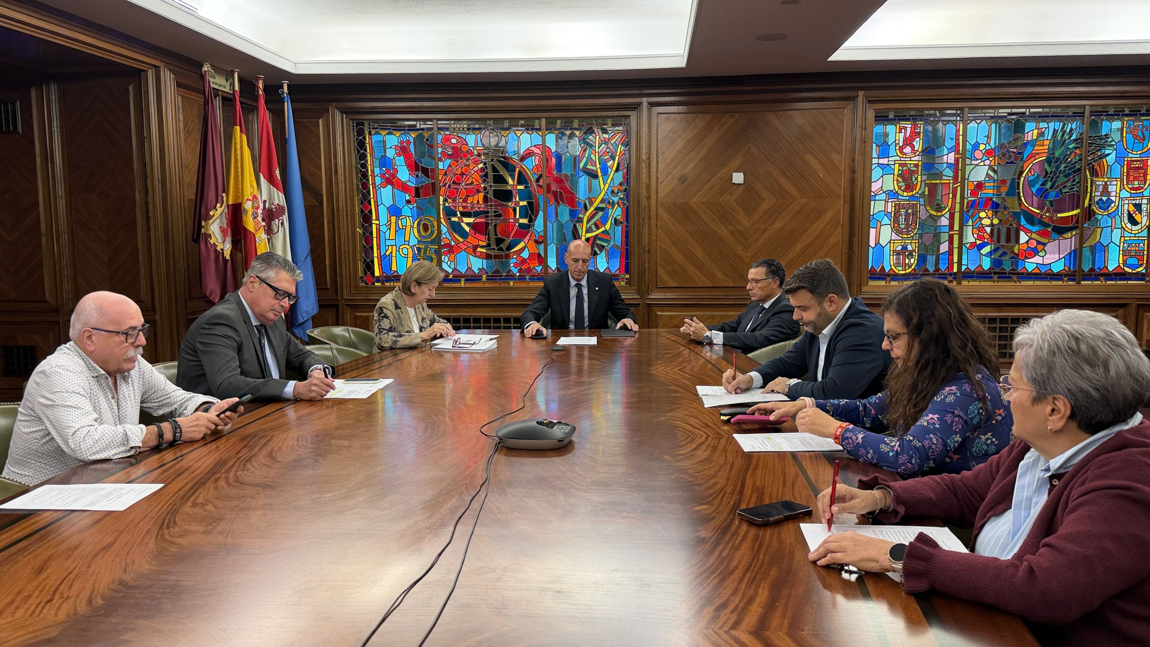 Junta de Gobierno Local este viernes del Ayuntamiento de León. | L.N.C. Junta de Gobierno Local este viernes del Ayuntamiento de León. | L.N.C.