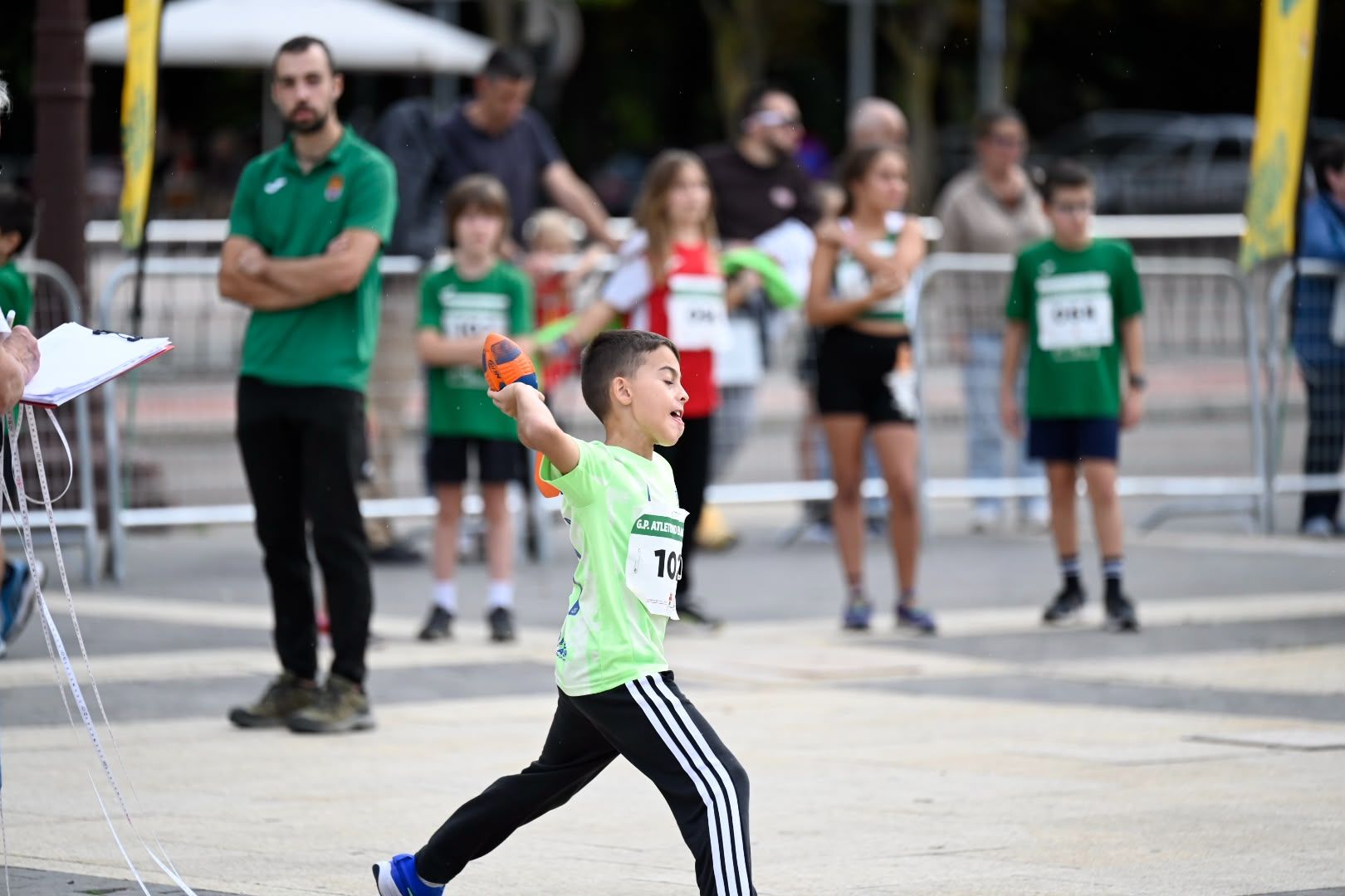 Atletismo en pleno San Marcos. | SAÚL ARÉN