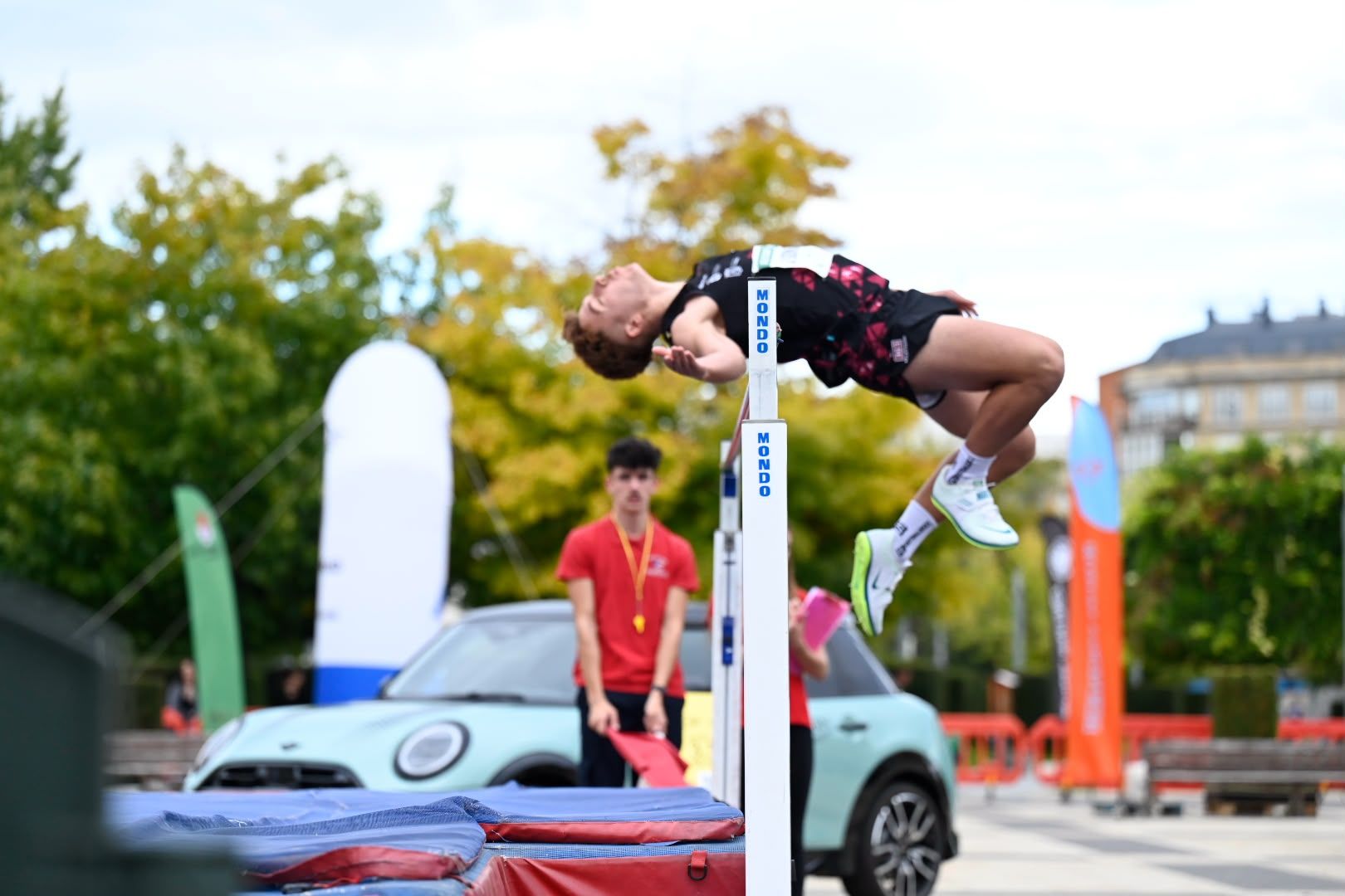 Atletismo en pleno San Marcos. | SAÚL ARÉN