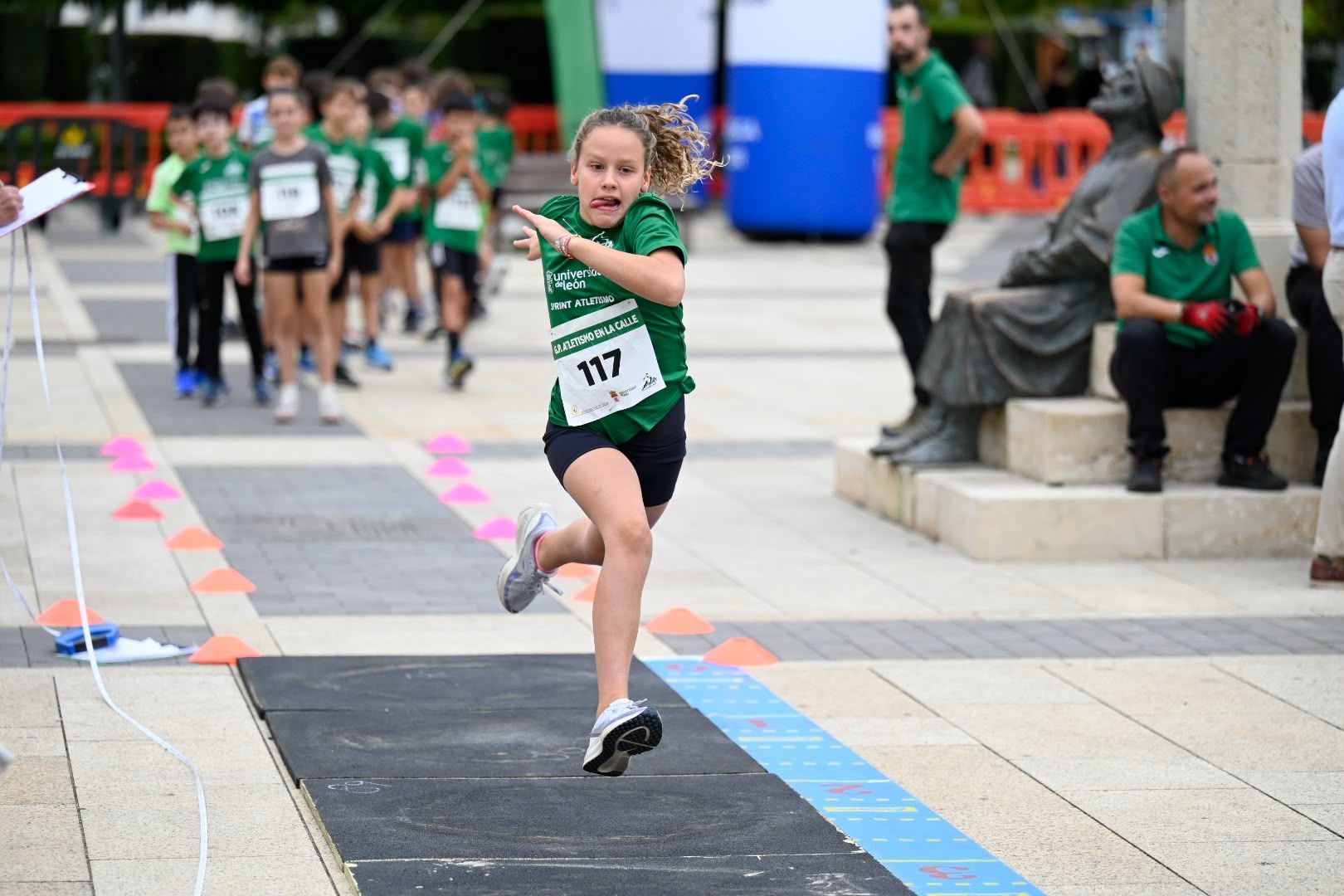 Atletismo en pleno San Marcos. | SAÚL ARÉN