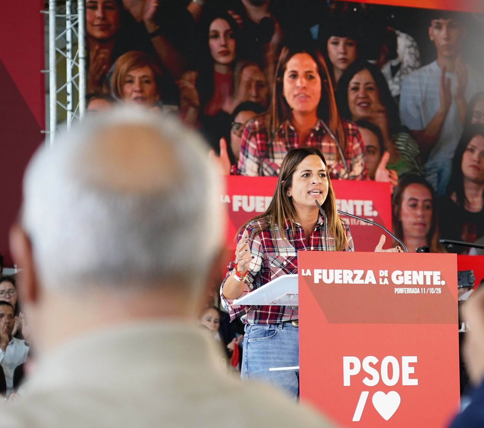 Mitin de Pedro Sánchez en Ponferrada.