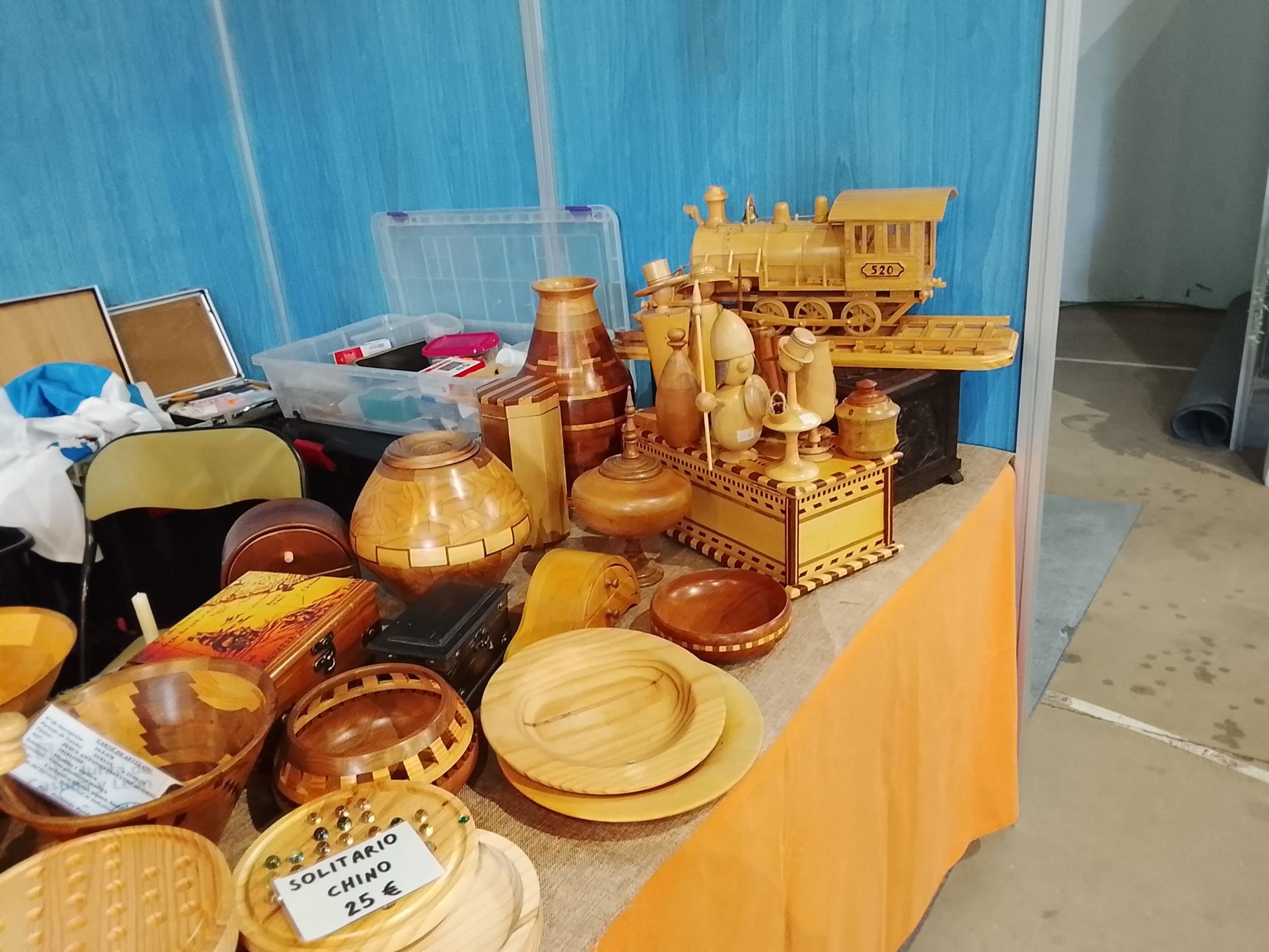 La Feria de Cármenes combinó artesanía, ganadería y cultura popular. E. NIÑO (4)