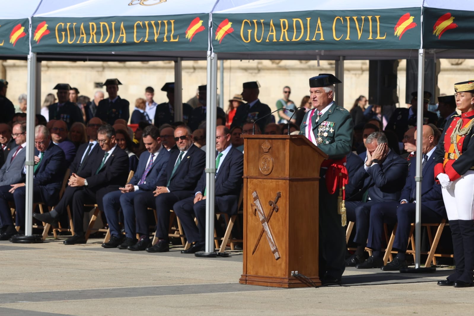 El general de brigada Miguel Sánchez Guerrero, jefe de la 12 Zona de la Guardia Civil, durante su discurso durante el acto. | FERNANDO OTERO