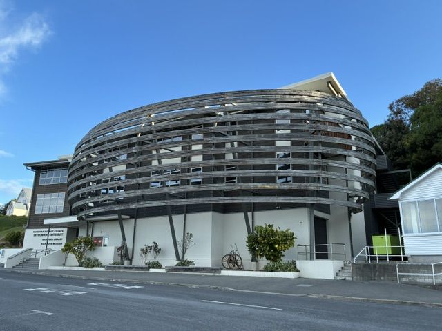 Edificio que alberga el Ayuntamiento. | L.N.C. Edificio que alberga el Ayuntamiento. | L.N.C.