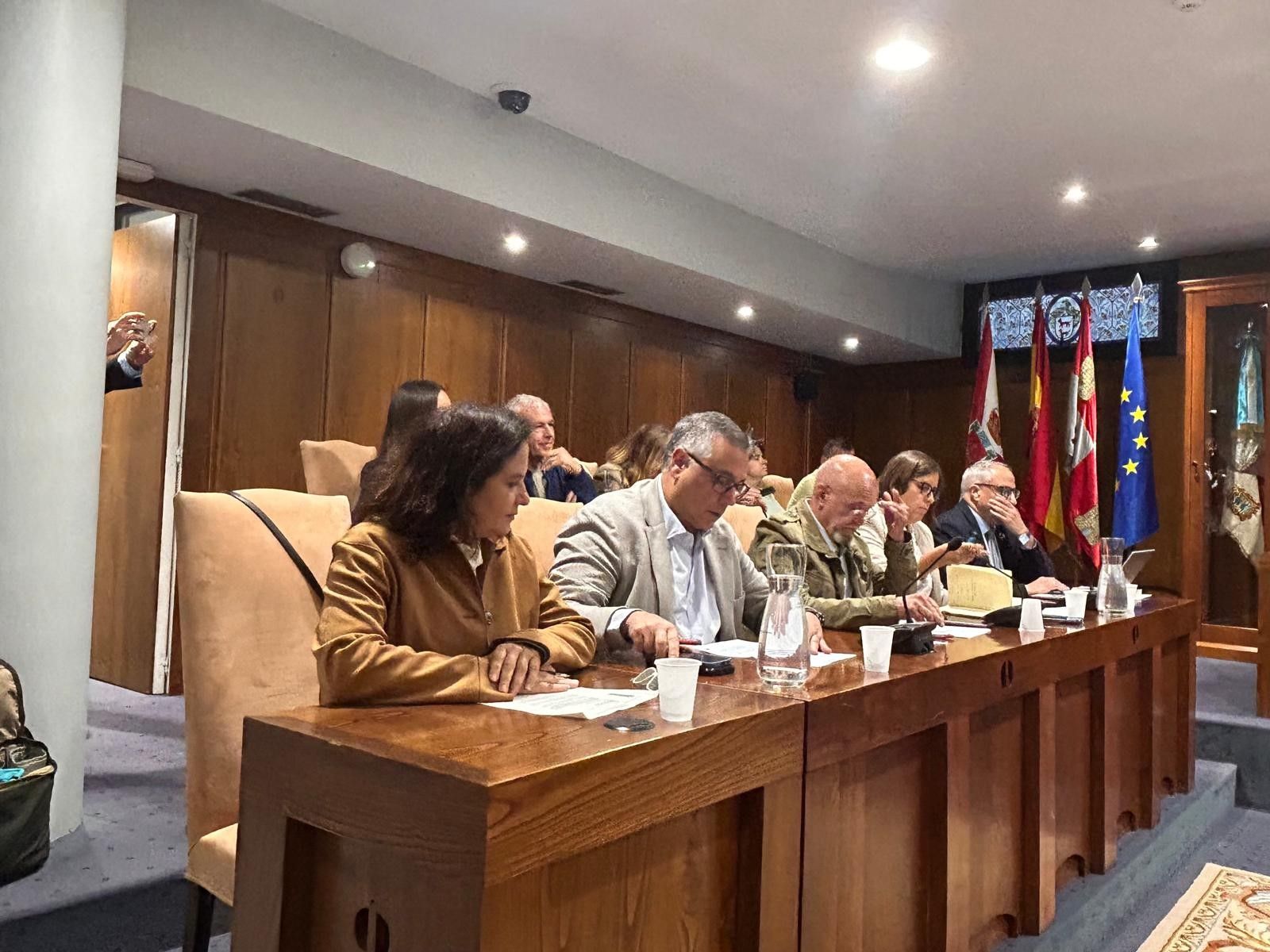 Bancada del PSOE en un pleno.