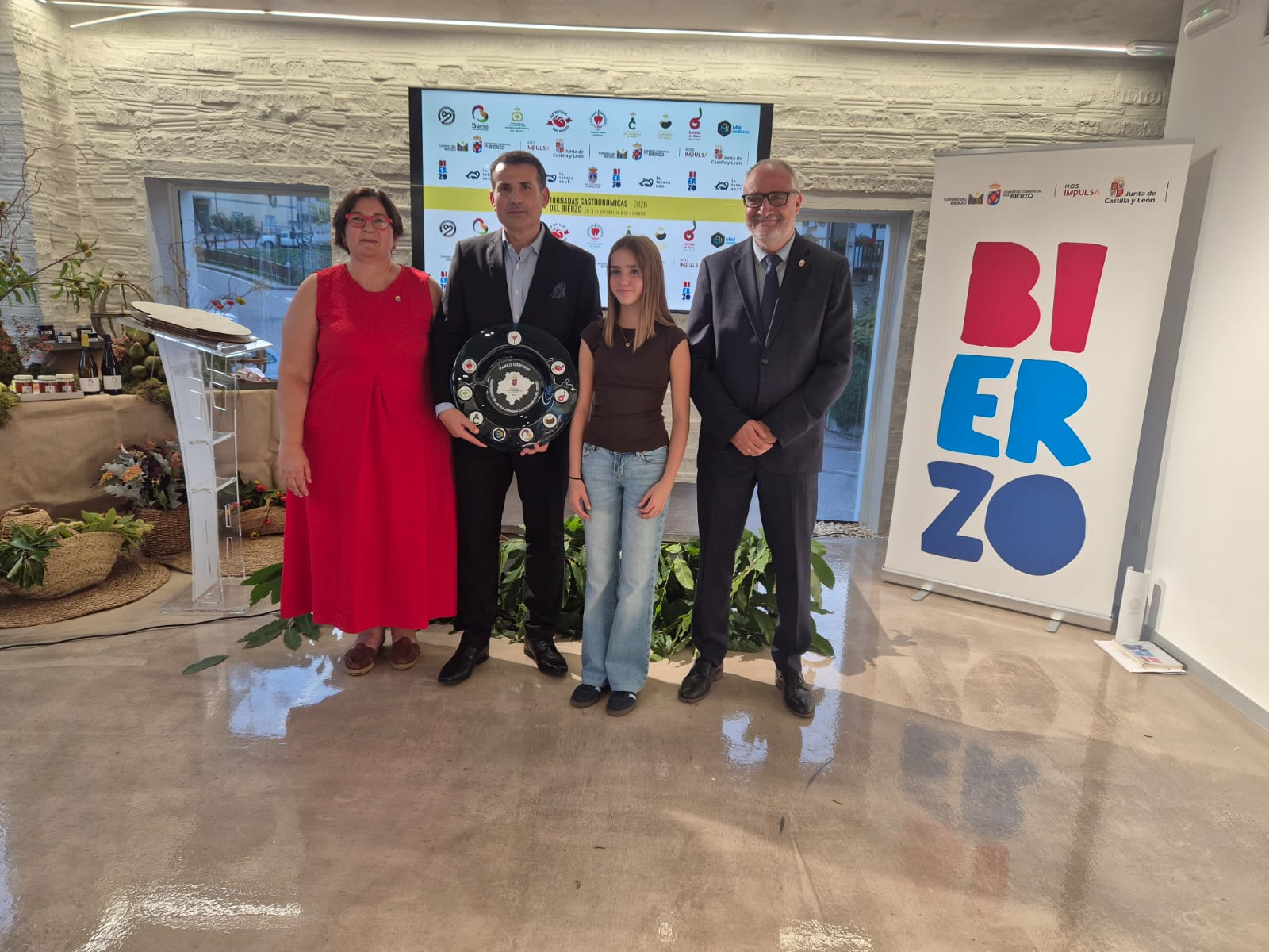 Inauguración de las Jornadas Gastronómicas en Corullón.