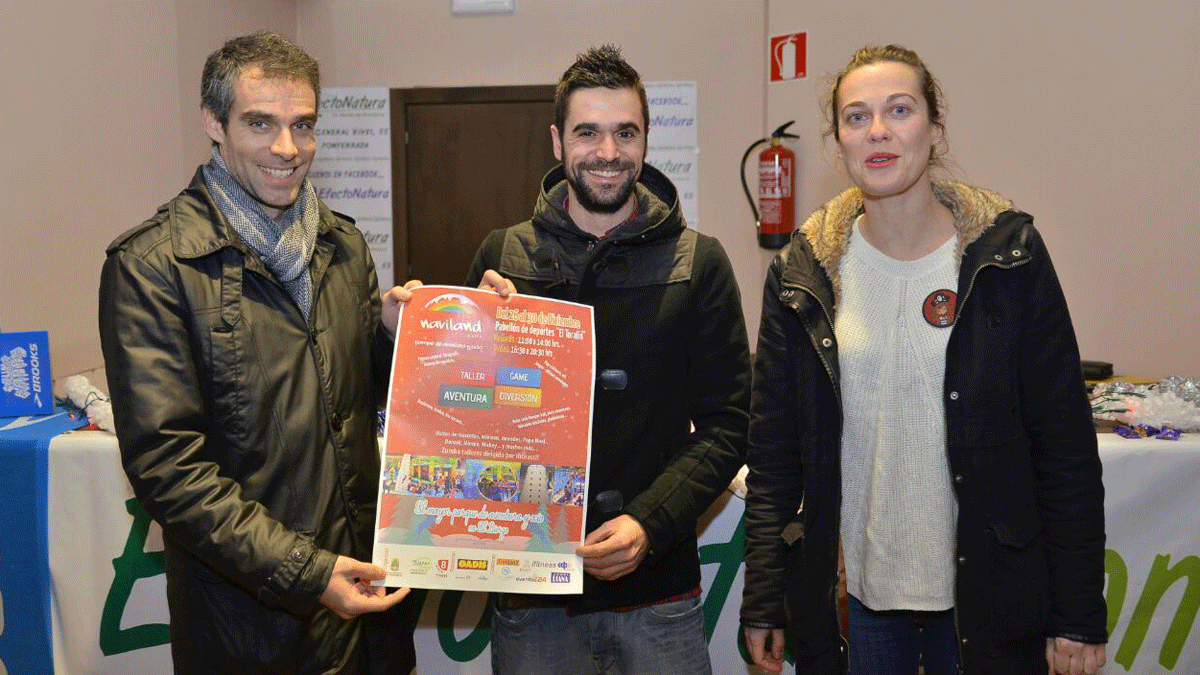 El concejal de Deportes Sergio Gallardo, junto a Daniel Velasco y Sonia Barrero de Bierzo Natura. | L.N.C.