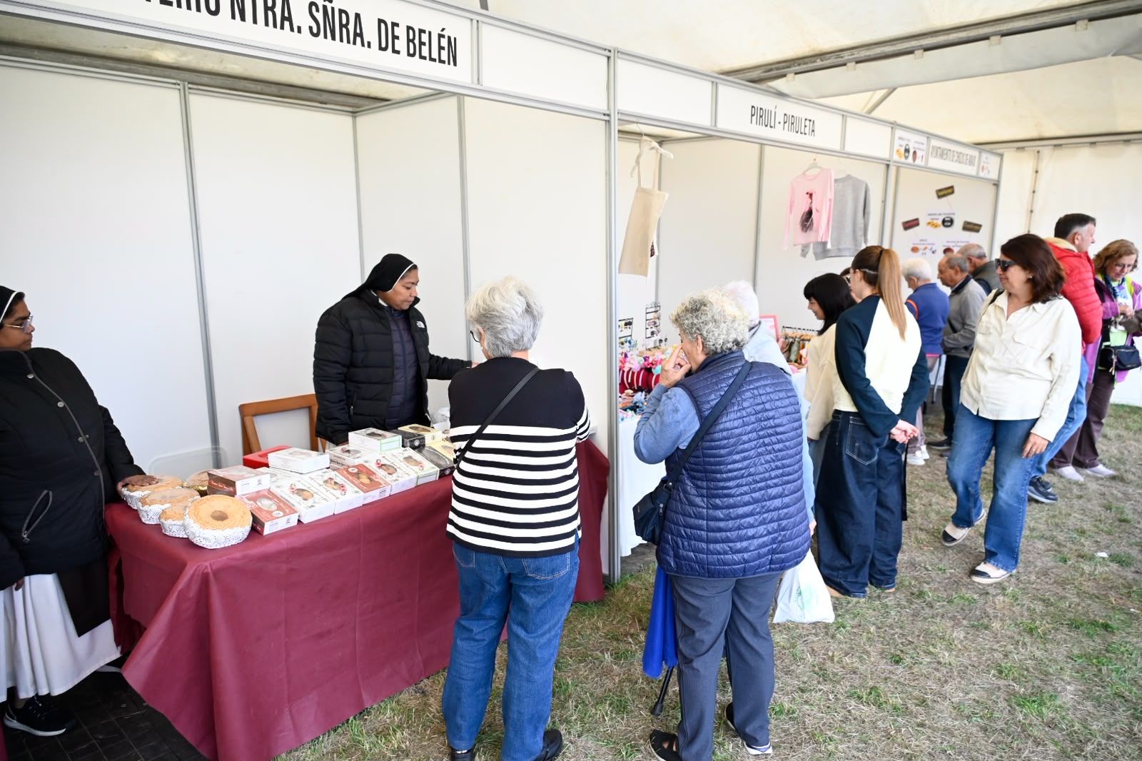Feria de la Patata de Chozas de Abajo. | SAÚL ARÉN Feria de la Patata de Chozas de Abajo. | SAÚL ARÉN