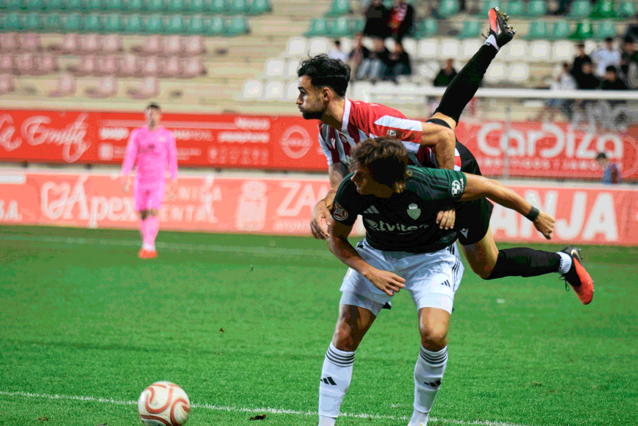 Slavy entró desde el banquillo para rescatar un punto en Zamora. ZAMORA