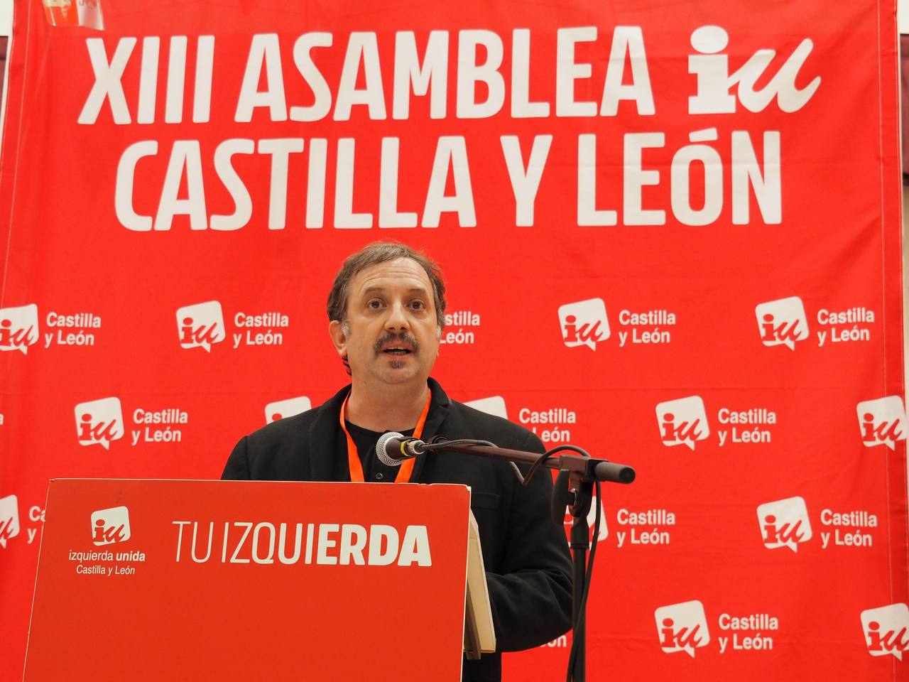 Carlos Serrano, elegido nuevo coordinador de IU Castilla y León en la XIII Asamblea. | L.N.C.
