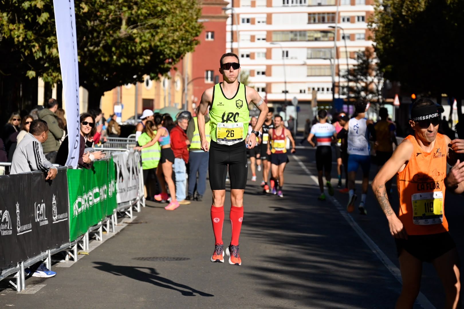 Los 10KM de León llenaron las calles de la capital desde primera hora de la mañana con cerca de 5.000 corredores. SAÚL ARÉN (32)