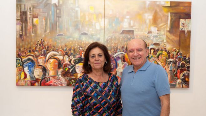 Con la galerista de Alemi, Gelines.VICENTE GARCÍA