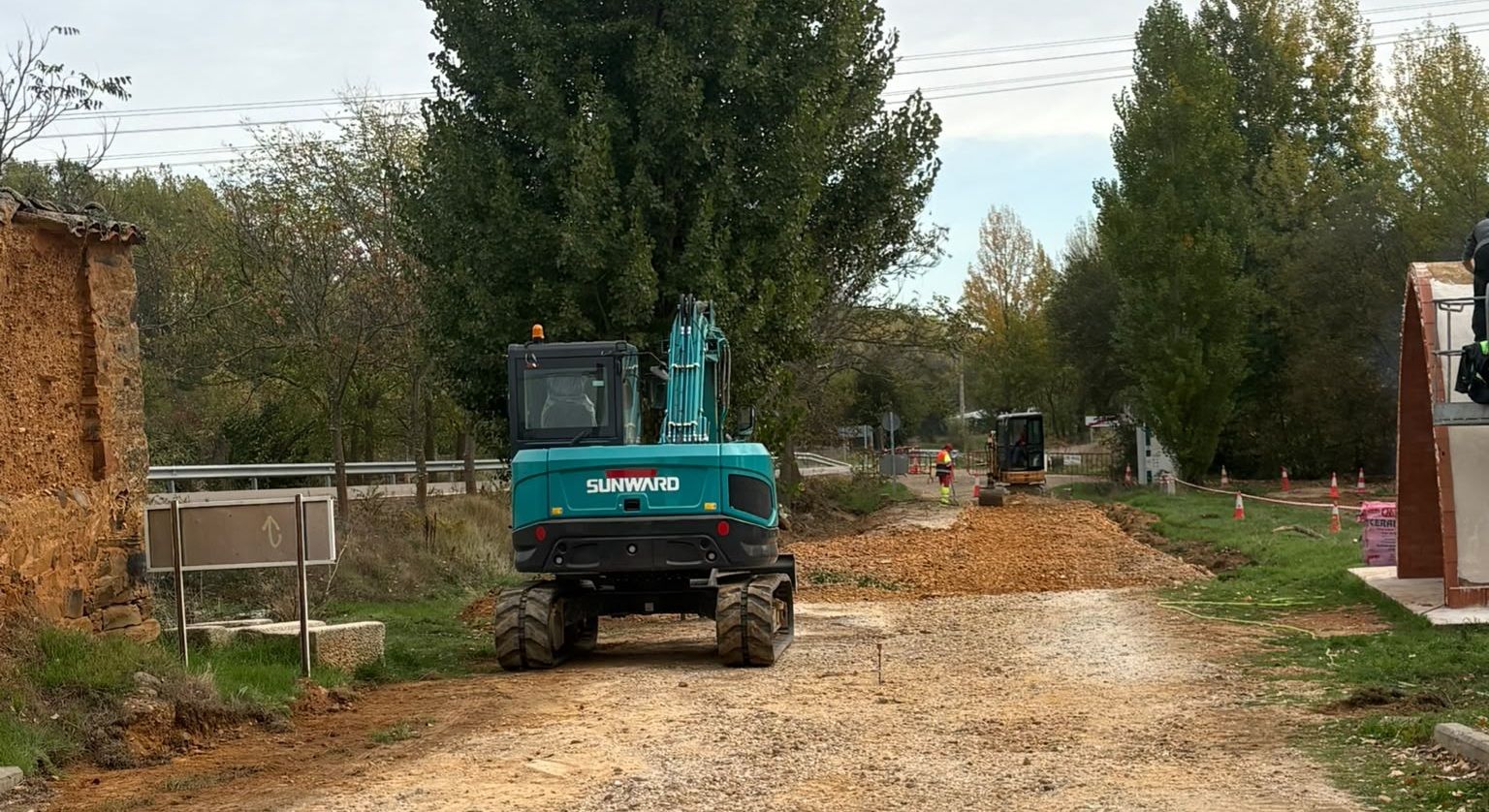 Obras que se están llevando a cabo en Murias de Rechivaldo. | L.N.C.
