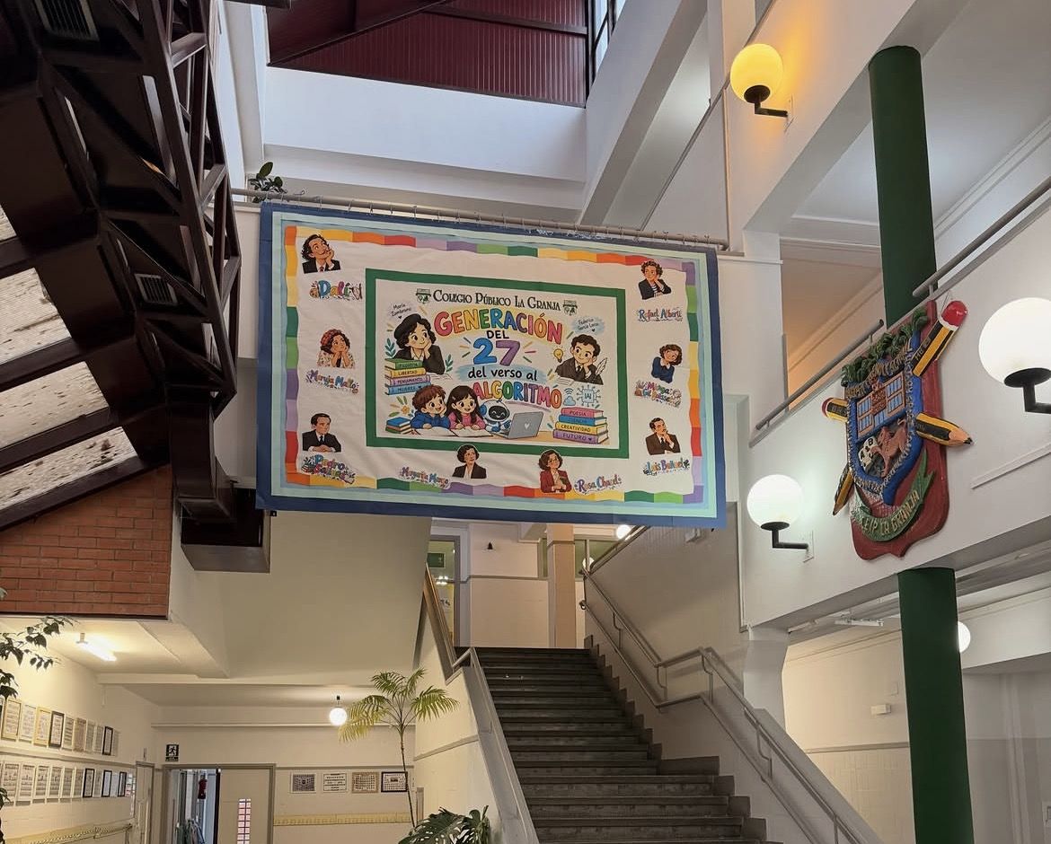 Pancarta en el Colegio La Granja para promocionar su proyecto anual de centro. | L.N.C.
