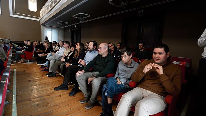 Los usuarios de Autismo León fueron de principio a fin los protagonistas de la gala celebrada ayer. Los usuarios de Autismo León fueron de principio a fin los protagonistas de la gala celebrada ayer.