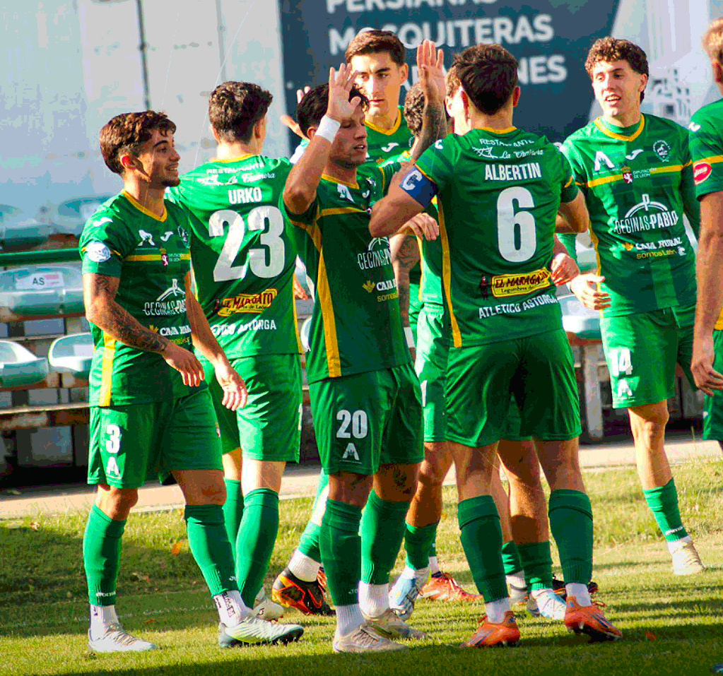 El Astorga tuvo las mejores ocasiones del partido pero no pasó del empate ante el Gernika. ASTORGA