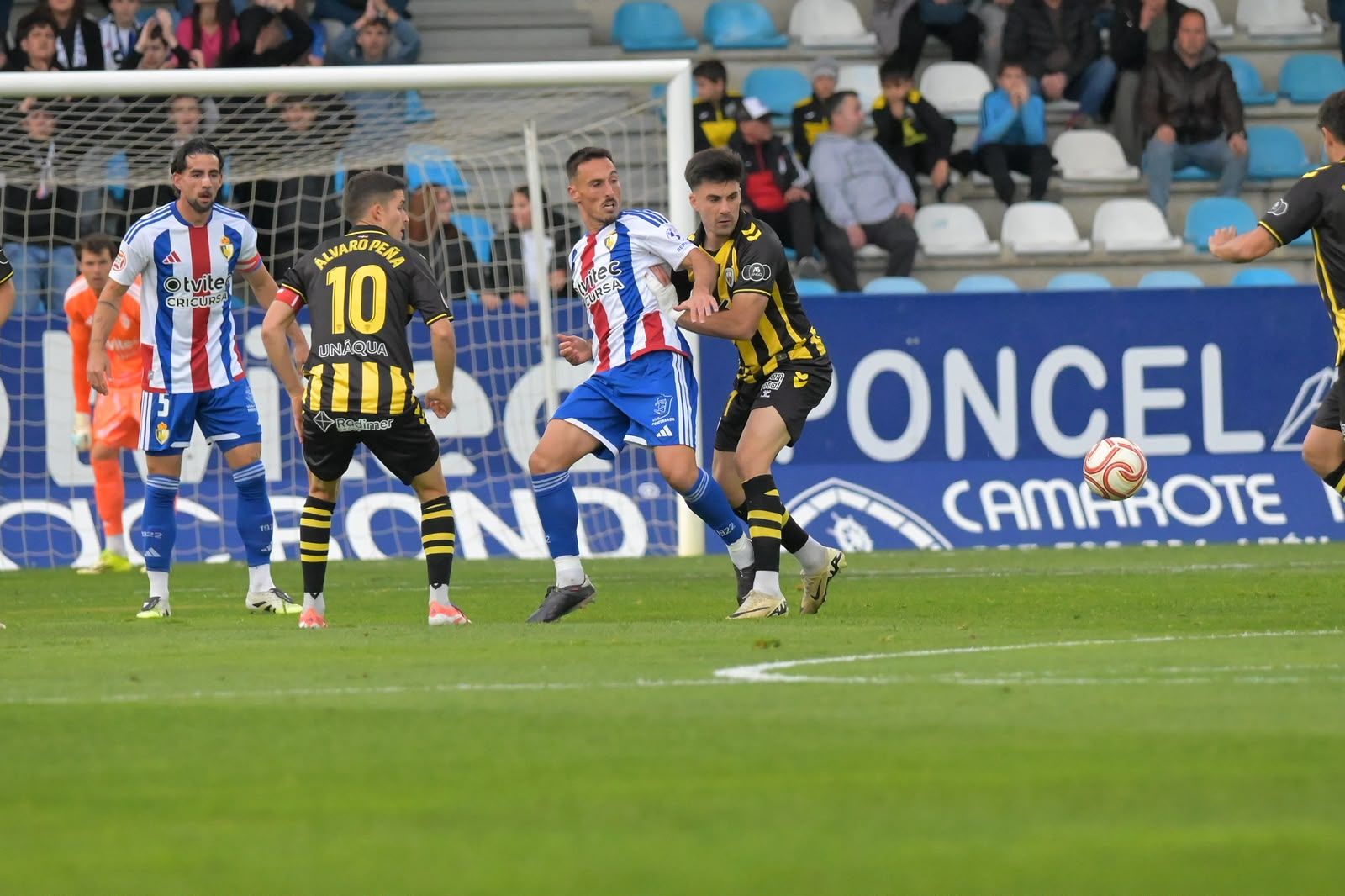 Ponferradina y Barakaldo empatan en El Toralín (14)
