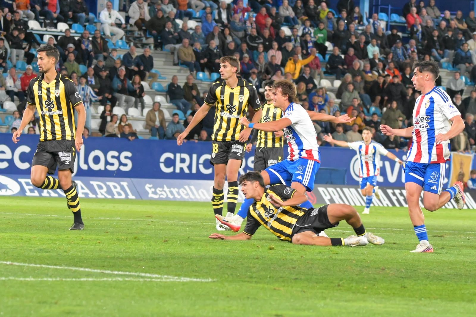 Ponferradina y Barakaldo empatan en El Toralín (29)