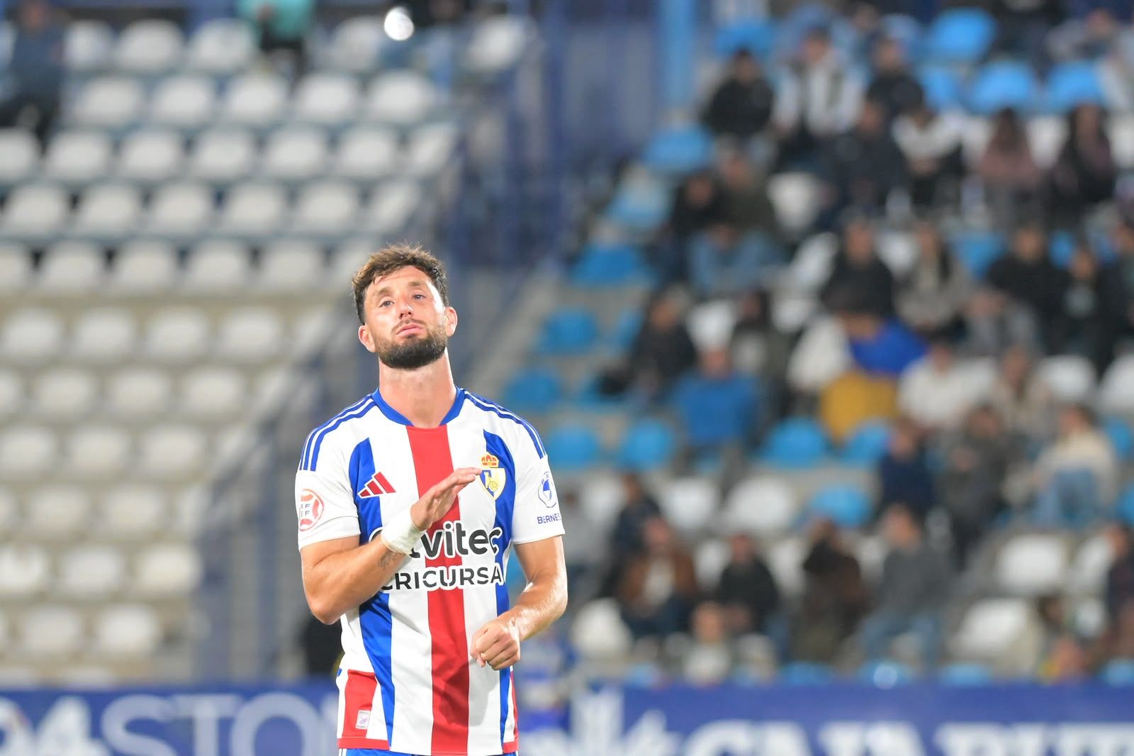 Ponferradina y Barakaldo empatan en El Toralín (41)