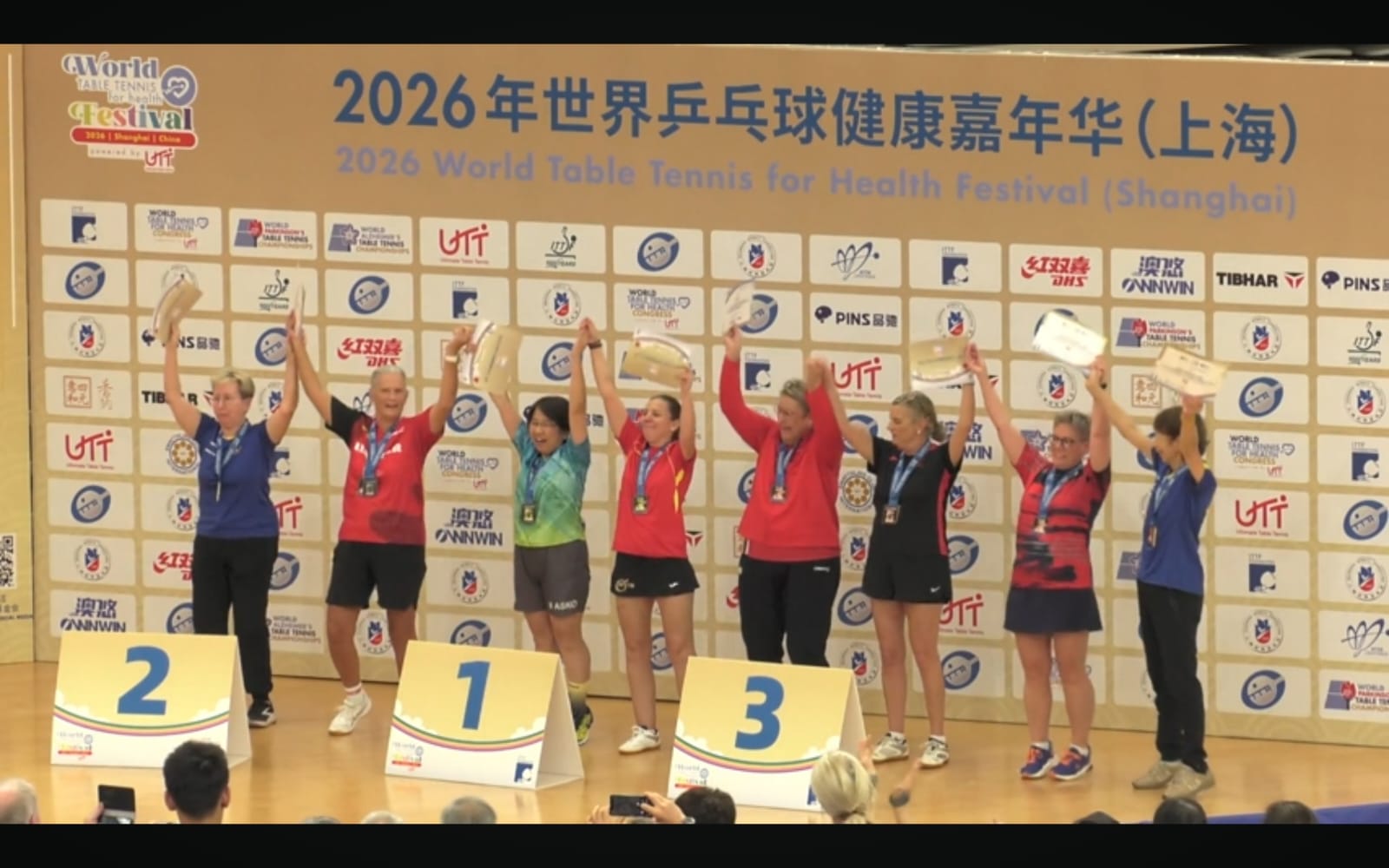 La deportista leonesa, actual campeona de España, conquista el oro mundial tanto en la categoría individual como en la de dobles femeninos. | L.N.C.