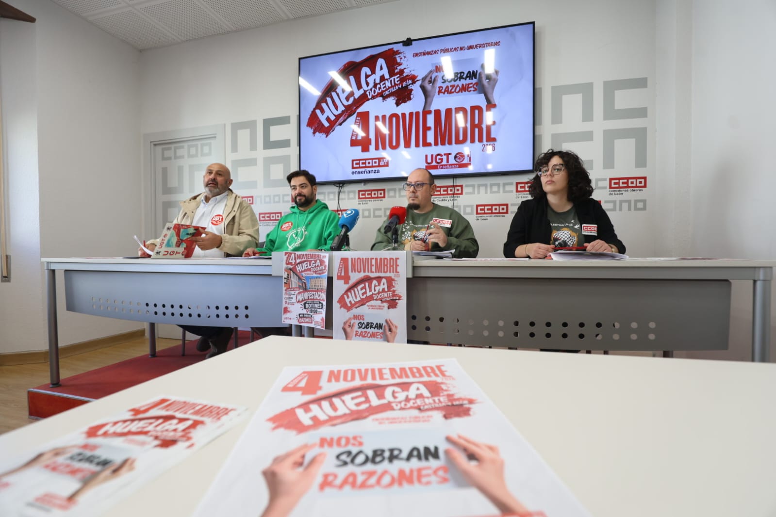 Rueda de prensa conjunta de los sindictos que convocan la huelga de la próxima semana. | FERNANDO OTERO