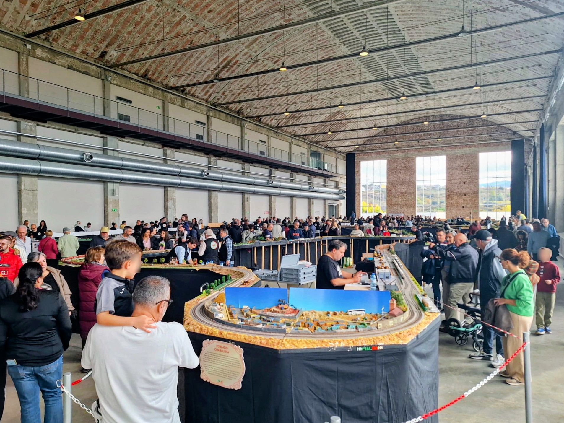 La exposición de modelismo ferroviario celebrada este fin de semana en la Sala de Turbinas de La Térmica Cultural. La exposición de modelismo ferroviario celebrada este fin de semana en la Sala de Turbinas de La Térmica Cultural.