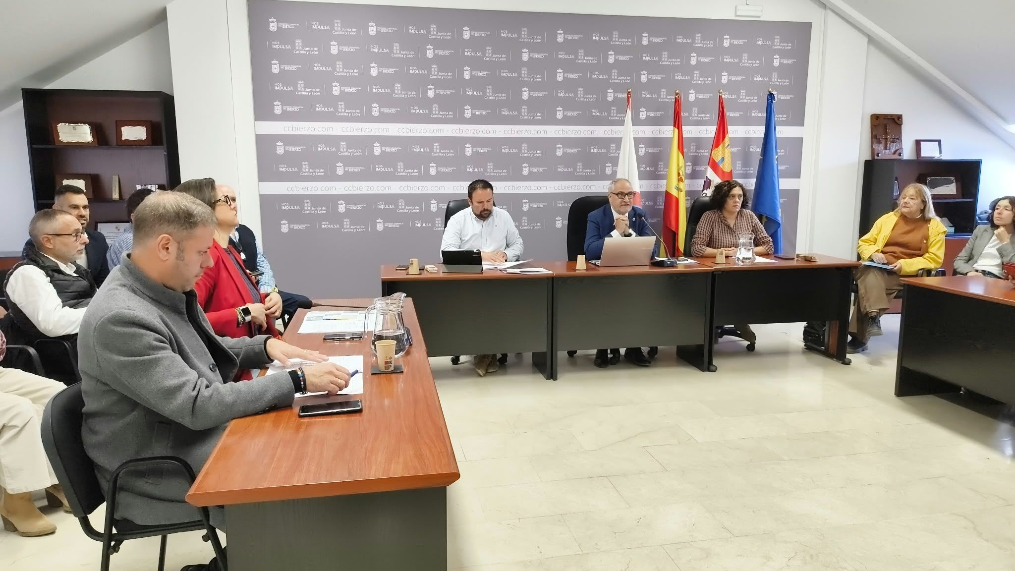 Sesión plenaria en el Consejo Comarcal. | MAR IGLESIAS Sesión plenaria en el Consejo Comarcal. | MAR IGLESIAS