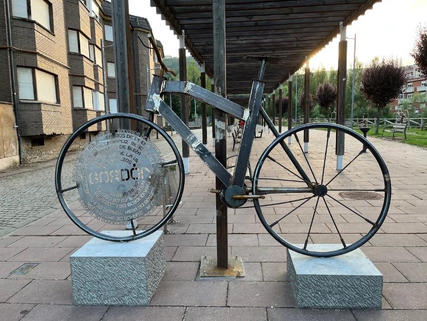 La Pola de Gordón suma una nueva ruta para descubrir sus pueblos en bicicleta.